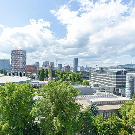 Fancy 2br & 1lr Panoramic Sky View Bratislava