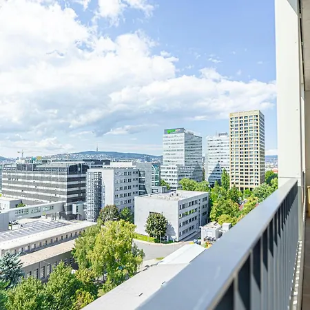 Fancy 2br & 1lr Panoramic Sky View Bratislava