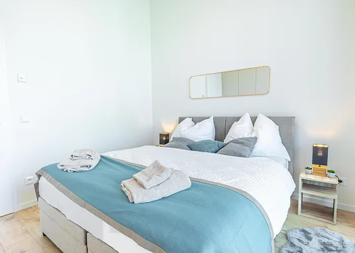 Fancy 2br & 1lr Panoramic Sky View Appartement Bratislava